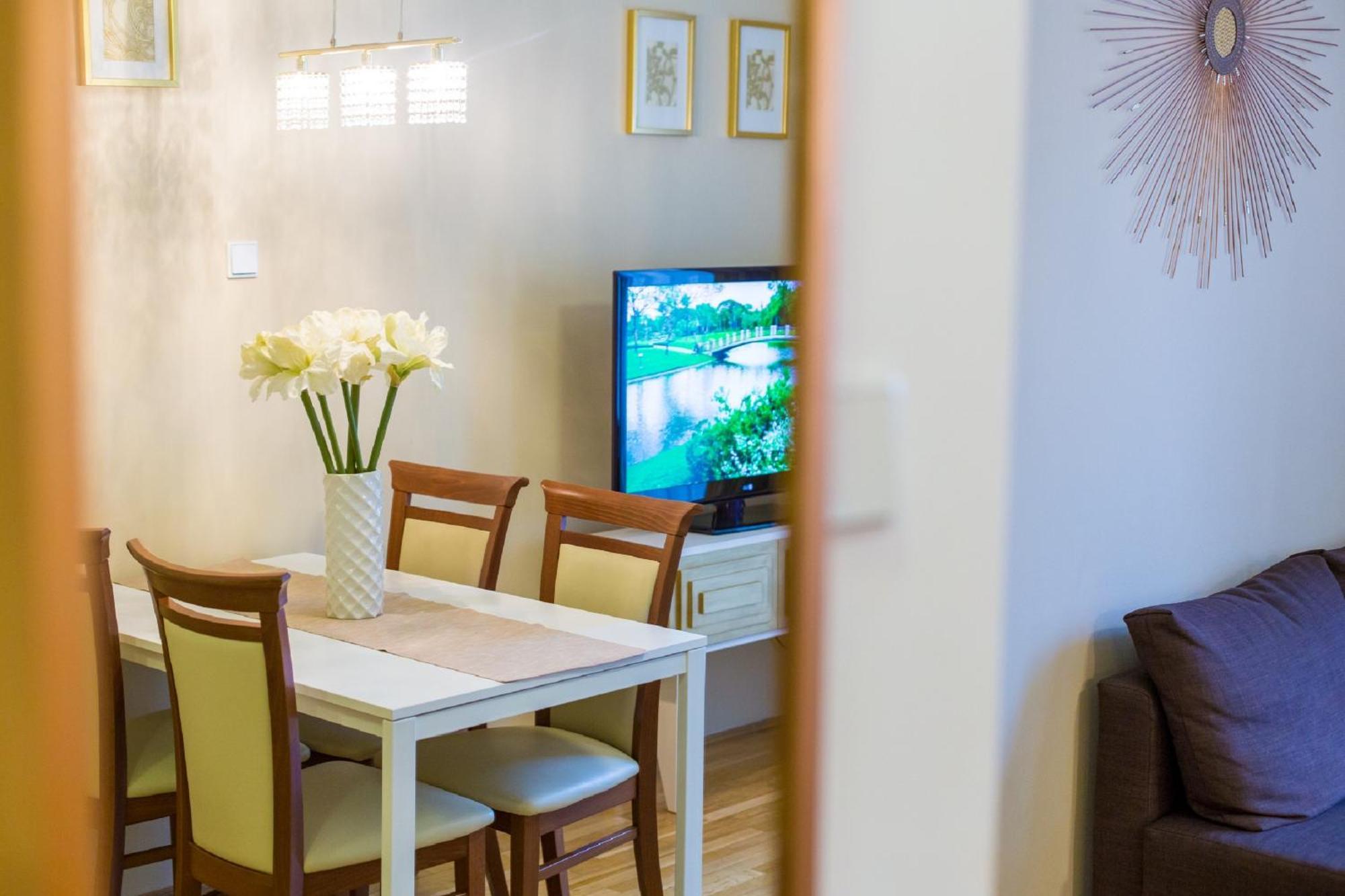 Colours Apartments Superior With Free Parking Budapest Room photo
