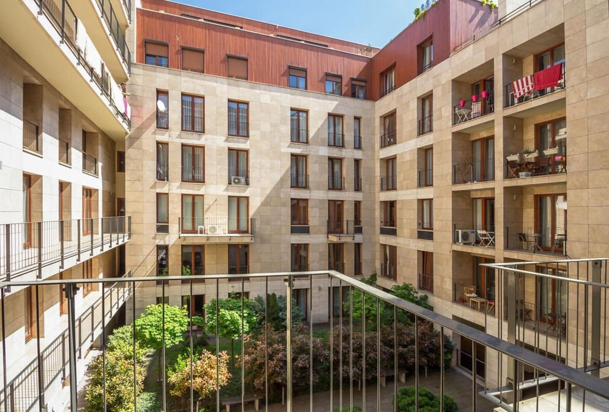 Colours Apartments Superior With Free Parking Budapest Exterior photo